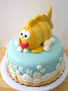 How To Make A Bee Cake Topper - A Cake On Life